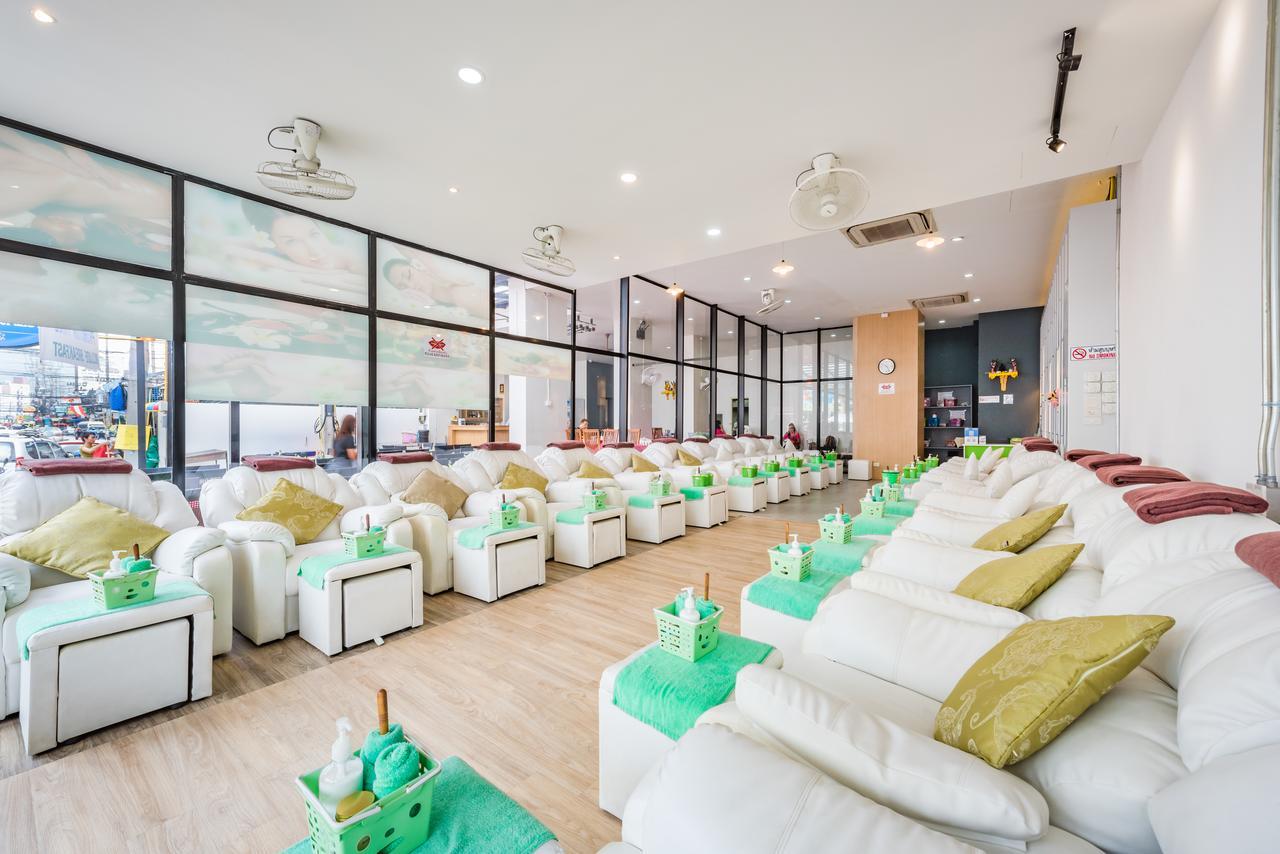 Royal Luxury Hotel Patong Екстер'єр фото