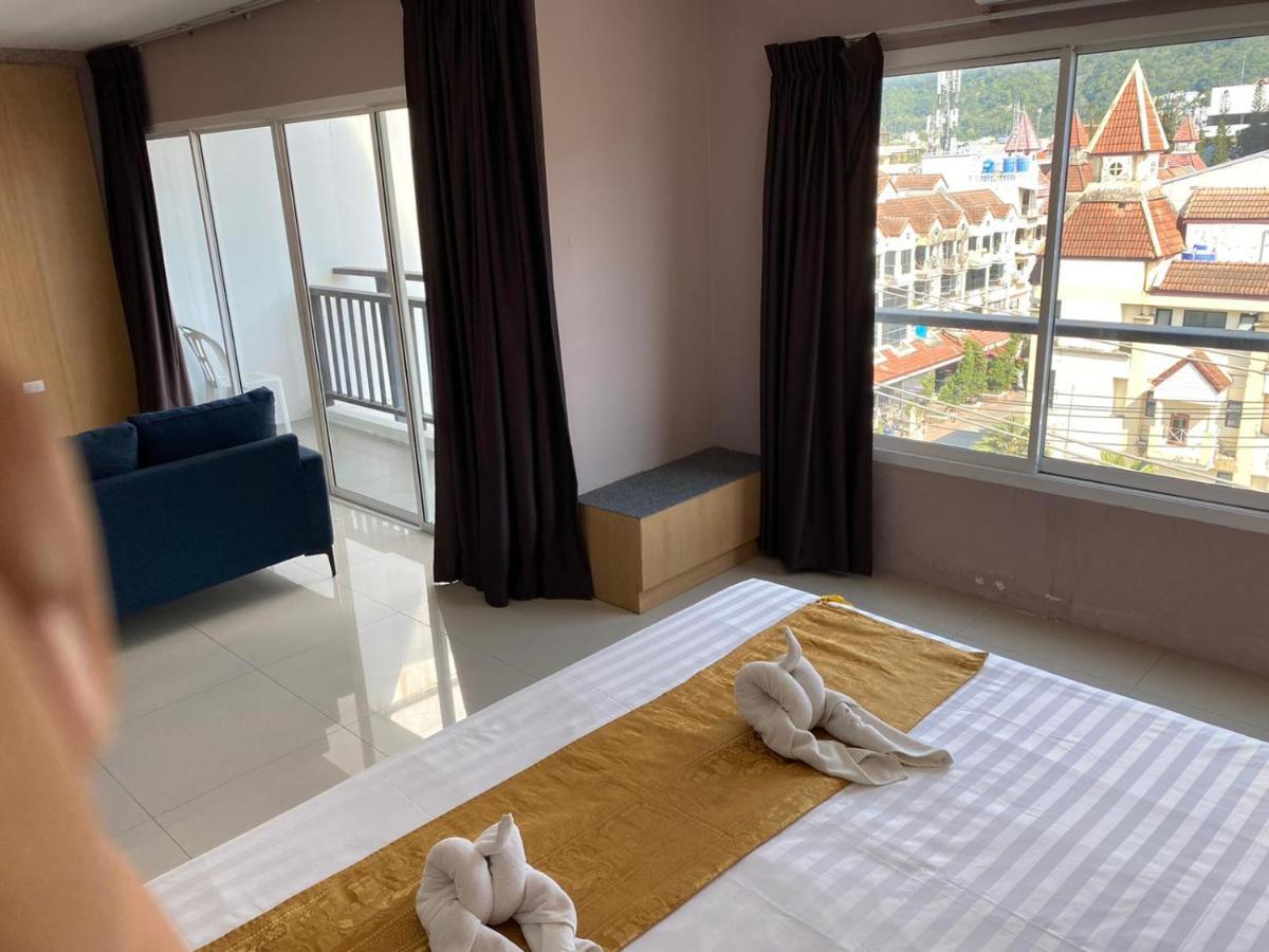 Royal Luxury Hotel Patong Екстер'єр фото