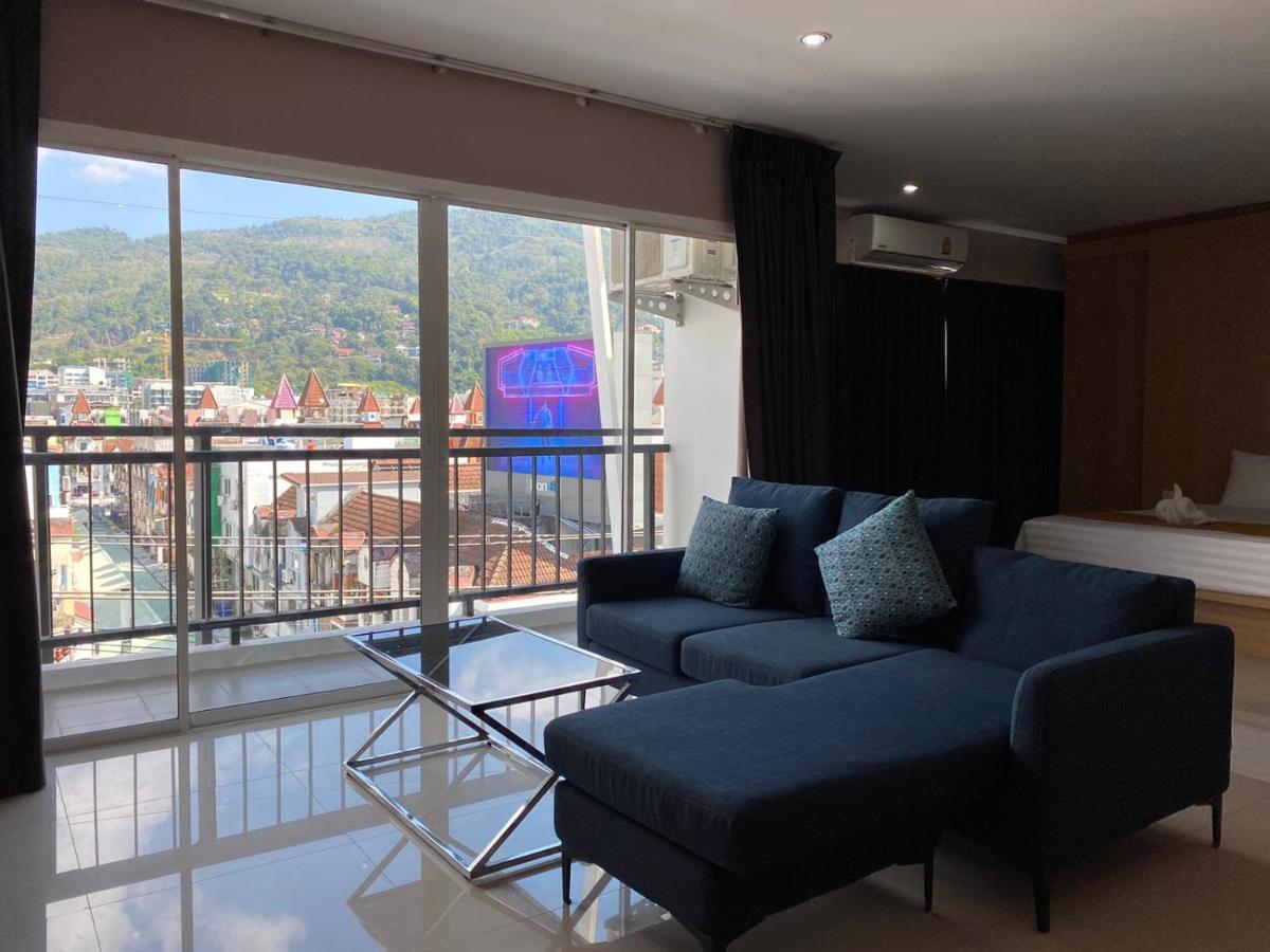 Royal Luxury Hotel Patong Екстер'єр фото